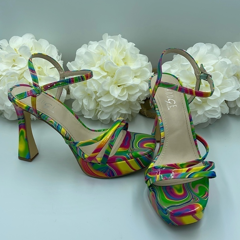 Rouge Helium rainbow 🌈 platform ankle strap heels sandal size 9